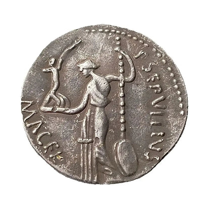 AR Denarius – Julius Caesar (44 BC) Replica Coin